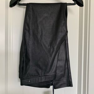 NWT, size L Trouve black faux-leather leggings